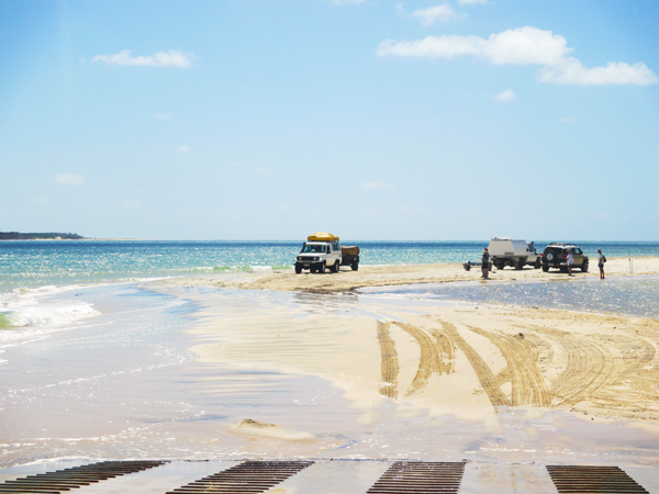 4WD around Fraser Island