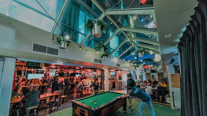 ULTIMATE Melbourne Group Adventure Nomads-St-Kilda-Atrium