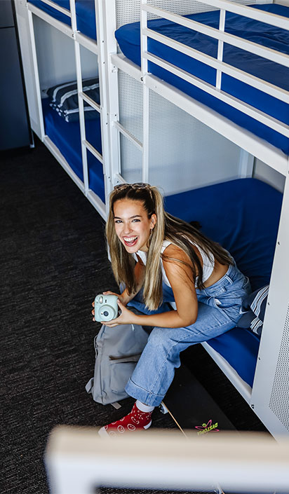 UltimateOz-Work-and-Travel-AustraliaWakeUp-Central-Hostel-Sydney-10-Bed