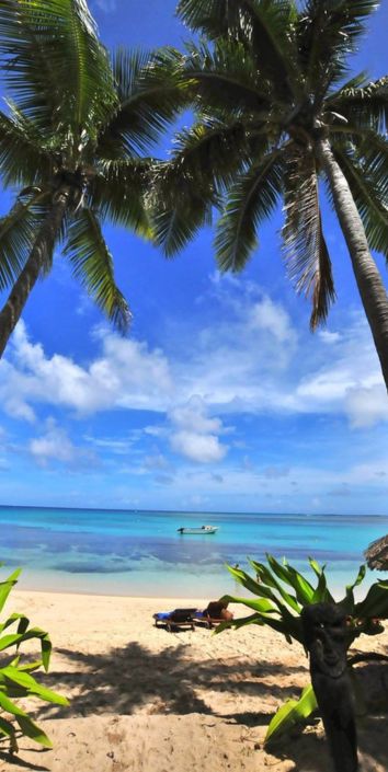 Ultimate Fiji Group Tour Group Beach