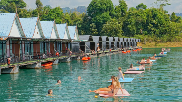 Where We Stay Thailand Group Tour Smiley-Lake-house