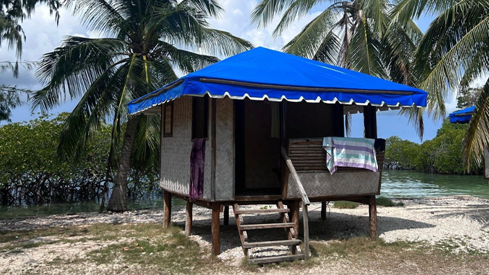 Philippines Where We Stay Pass Island - Beach Huts - Shared Huts