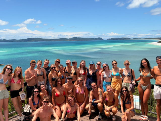 Fully Guided vs Semi Guided tours