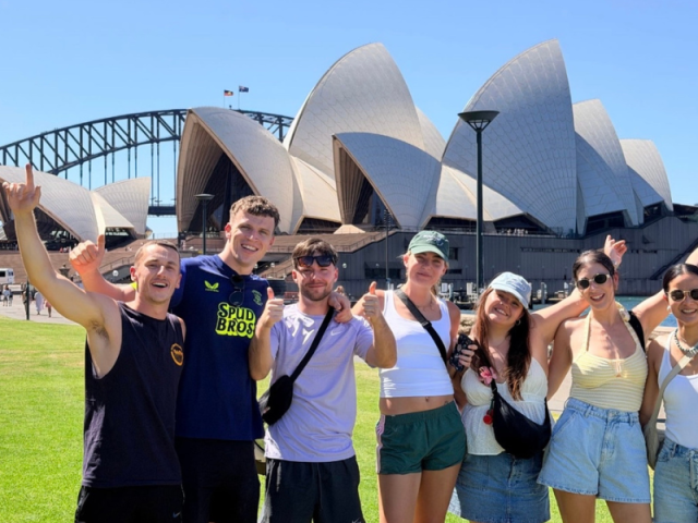 How to Find a Job in Australia: The Ultimate Guide for Backpackers and Working Holiday Travellers
