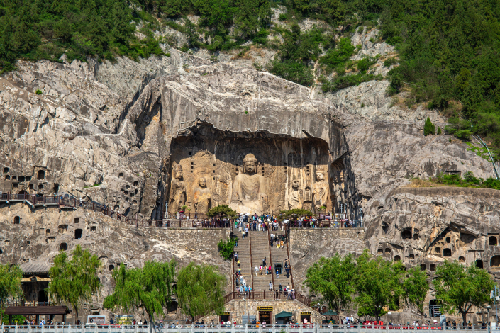 18 Day China Adventure Group Tour Longmen Grottoes